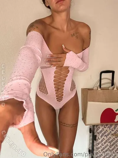 Nikairani / playgirlnika Nude Leaks OnlyFans  – Leaked Models