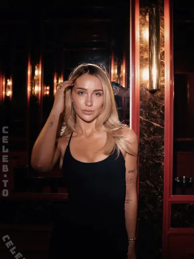 Ema Louise Nude OnlyFans & Sexy (19 Photos)