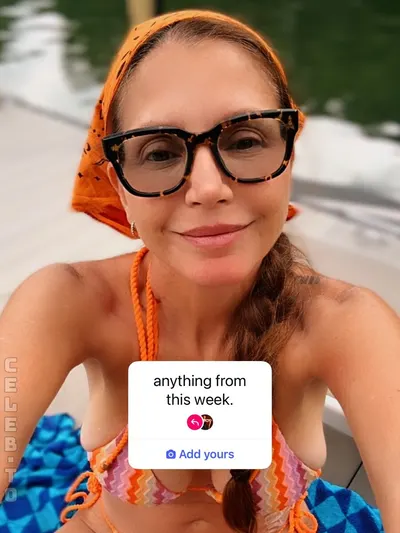 Charisma Carpenter butts
