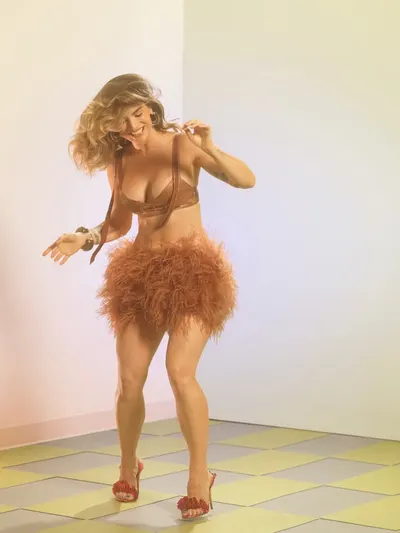JoJo Levesque butts
