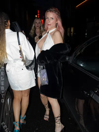 Lottie Moss butts