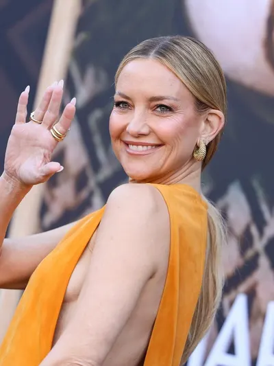 Kate Hudson legs