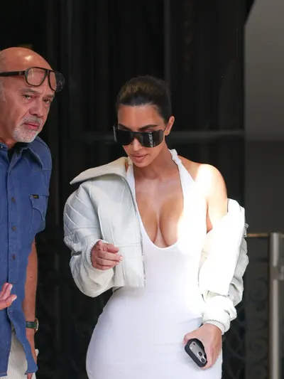 Kim-kardashian Nude (10 Photos) – LeakedModels