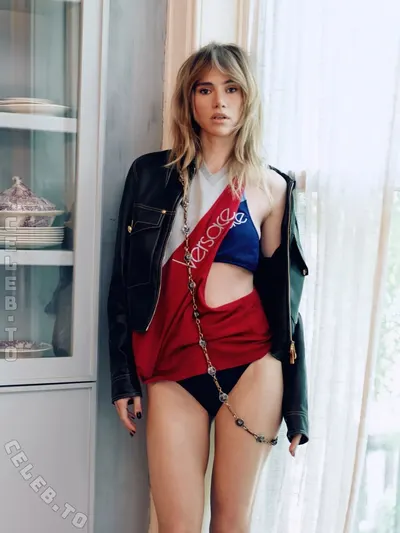 Suki Waterhouse Nude Topless Photo List