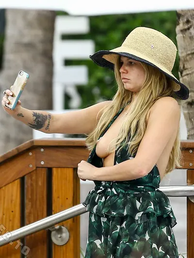 Chanel West Coast nude leaked photos