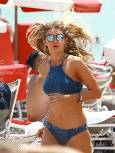 Gigi Hadid nude leaked photos