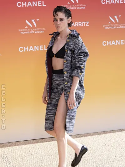 Kristen Stewart nude leaked photos