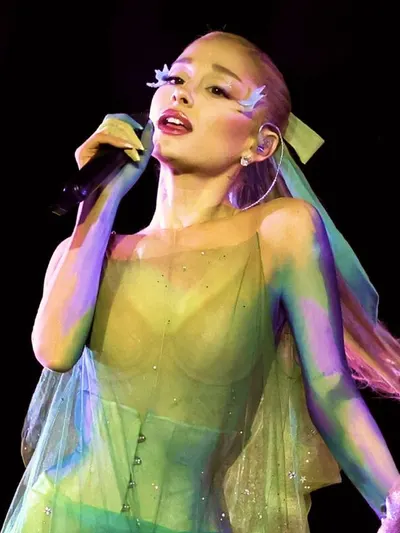 Ariana grande nude images